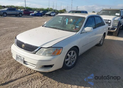 2000 Toyota Avalon Xls z USA, uszkodzony, nr VIN 4T1BF28B7YU004653